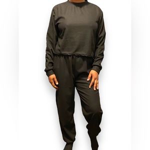 Long Sleeves Black Top and Pants Simple Set Women’s XL